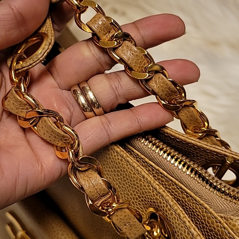 Vintage Chanel Shoulder Bag - Picture 15 of 15